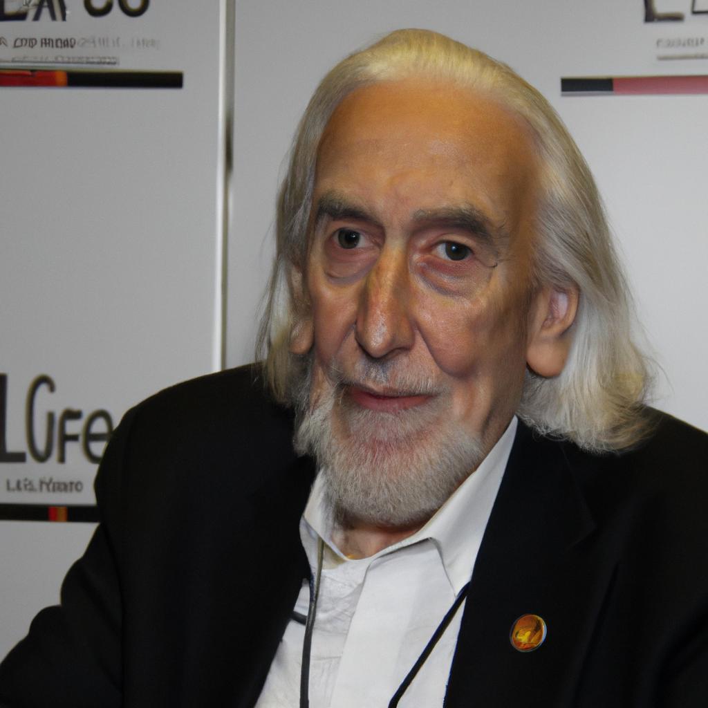 El Actor Christopher Lee, Conocido Por Interpretar A Personajes Como Drácula Y Saruman En 