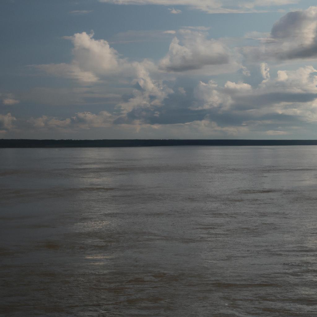 El Río Amazonas, En Términos De Caudal, Es El Río Más Grande Del Mundo.
