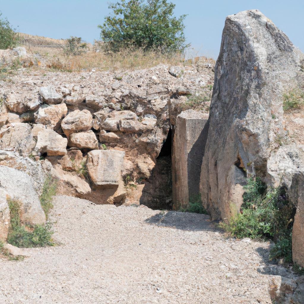 Las Excavaciones En El Sitio De Hattusa En Turquía Han Revelado La Antigua Capital Del Imperio Hitita Y Proporcionado Información Sobre Esta Civilización.